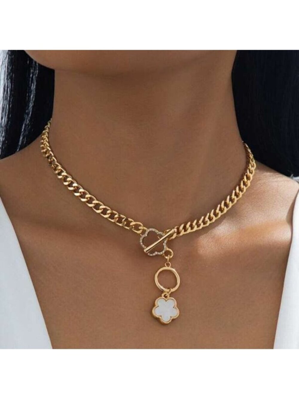 14K Gold Filled Clover Pendant Toggle NecklaceA matching bracelet will be given